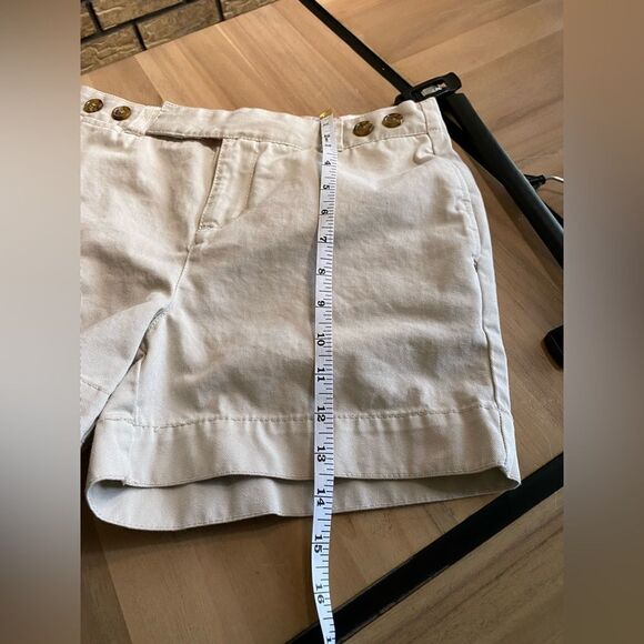 Tommy Hilfiger khaki shorts - Picture 6 of 6